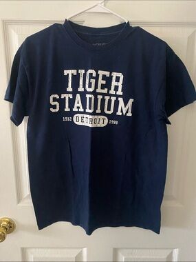 Navy 'Tiger Stadium' Short Sleeve Graphic Tee